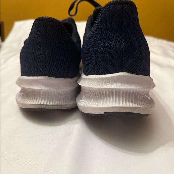Nike Downshifter midnight navy size 13 Sneakers - Picture 8 of 8